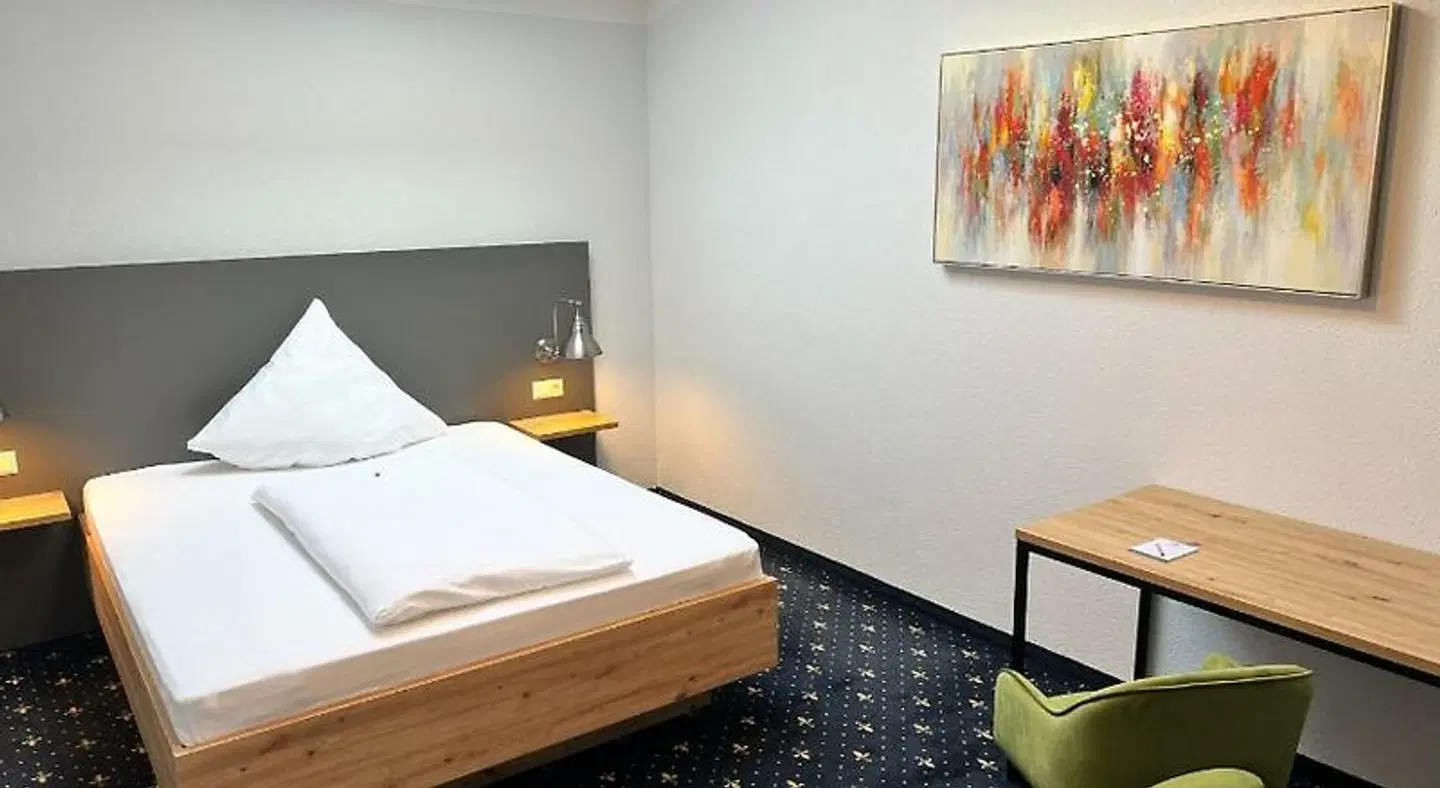 stadthotel miya ROOM_EXAMPLE