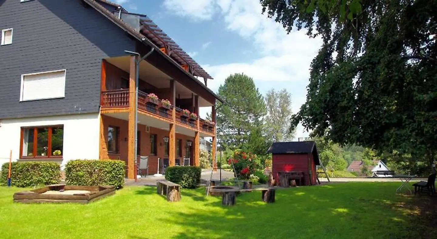 Schumacher EXTERIOR