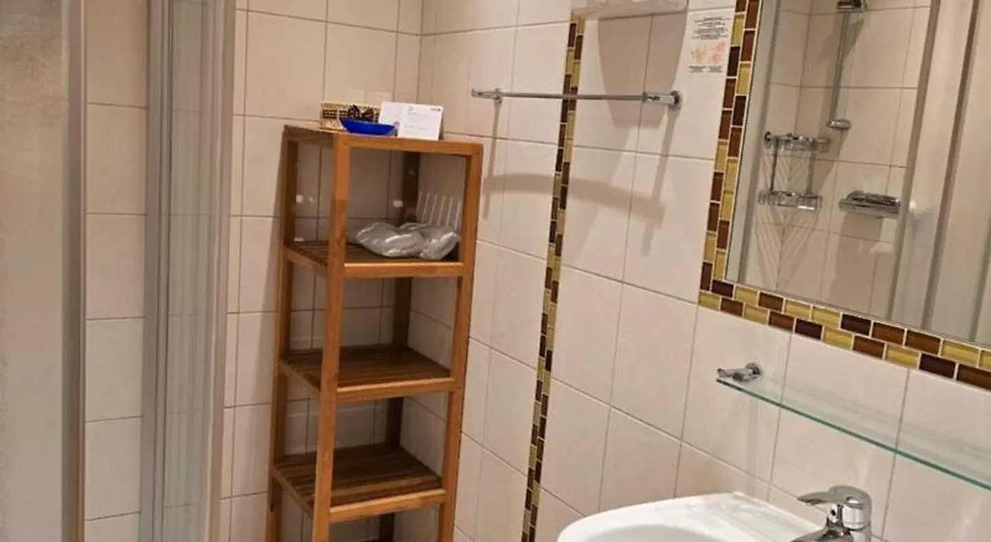 Hotel Garni Landhaus Trenkenbach Badezimmer