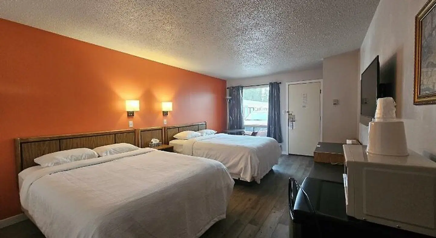 Howard Johnson by Wyndham Edson ROOM_EXAMPLE