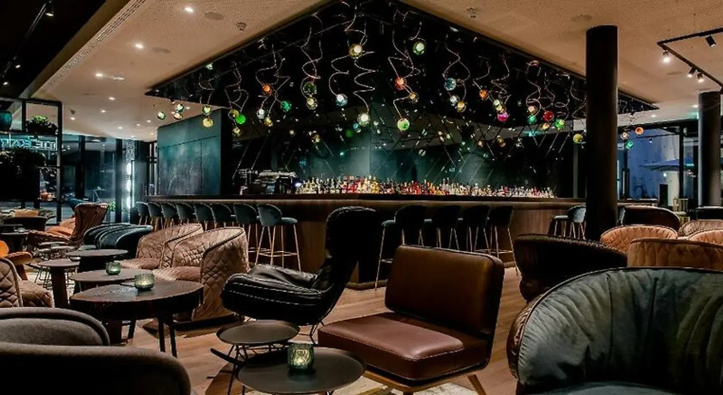 Motel One Stuttgart-Hauptbahnhof Bar