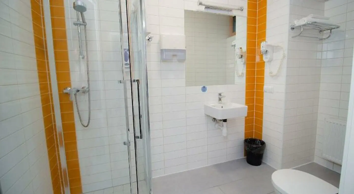 Algiro Hotel Badezimmer