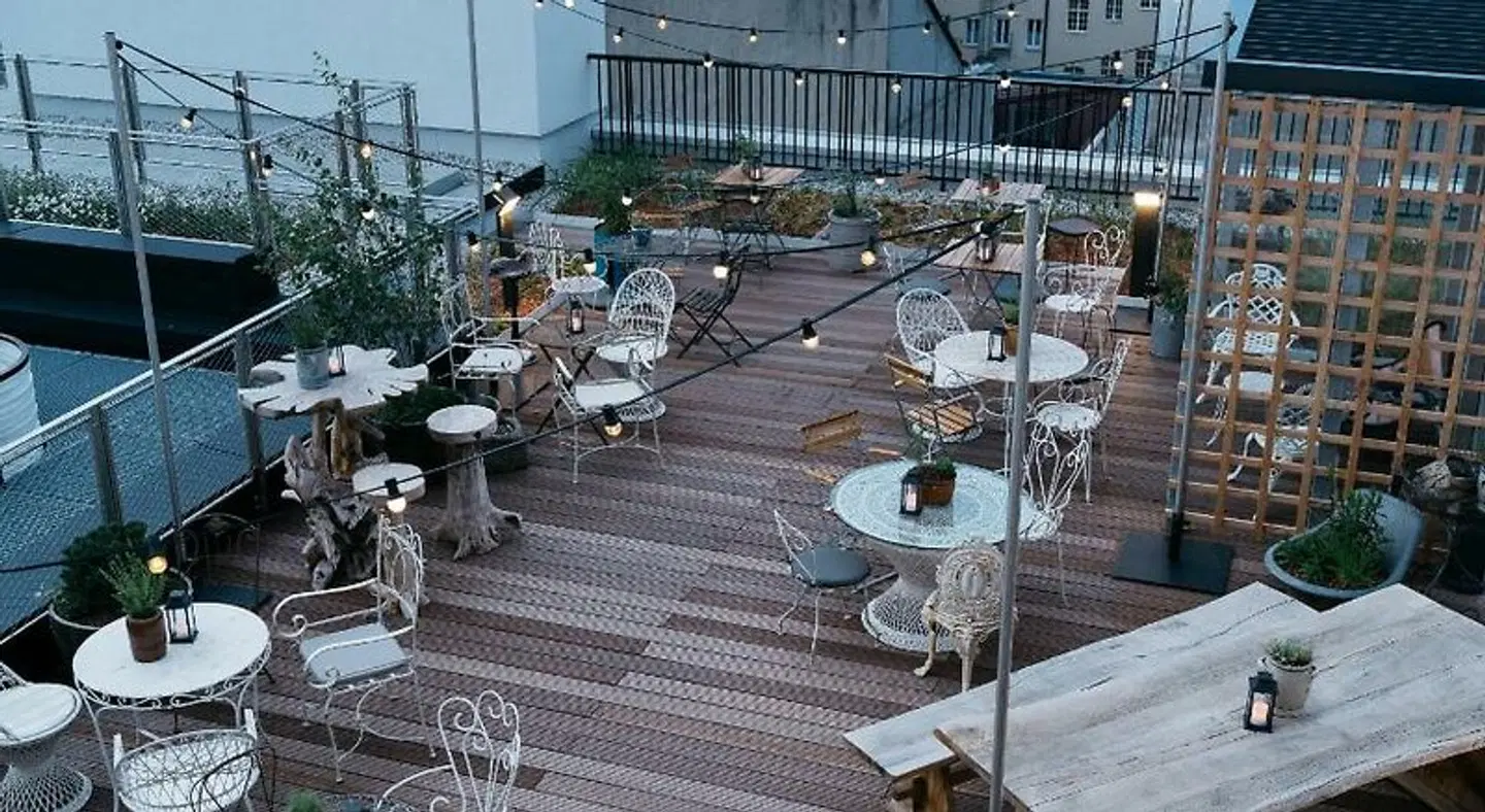 Ruby Rosi Hotel Munich Terrasse