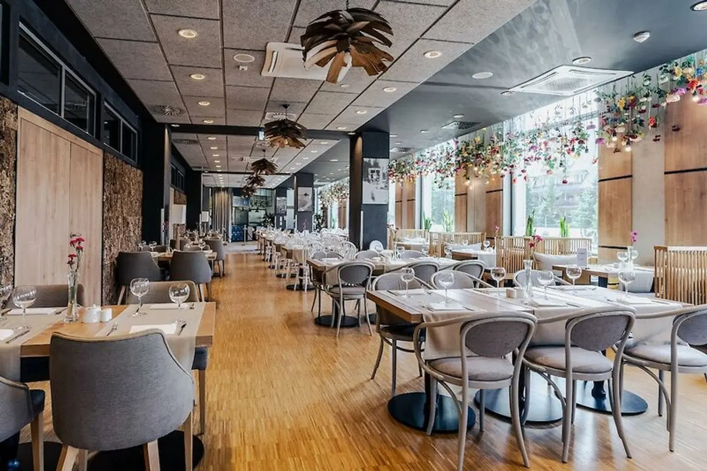 Hotel Aquarion Restaurant