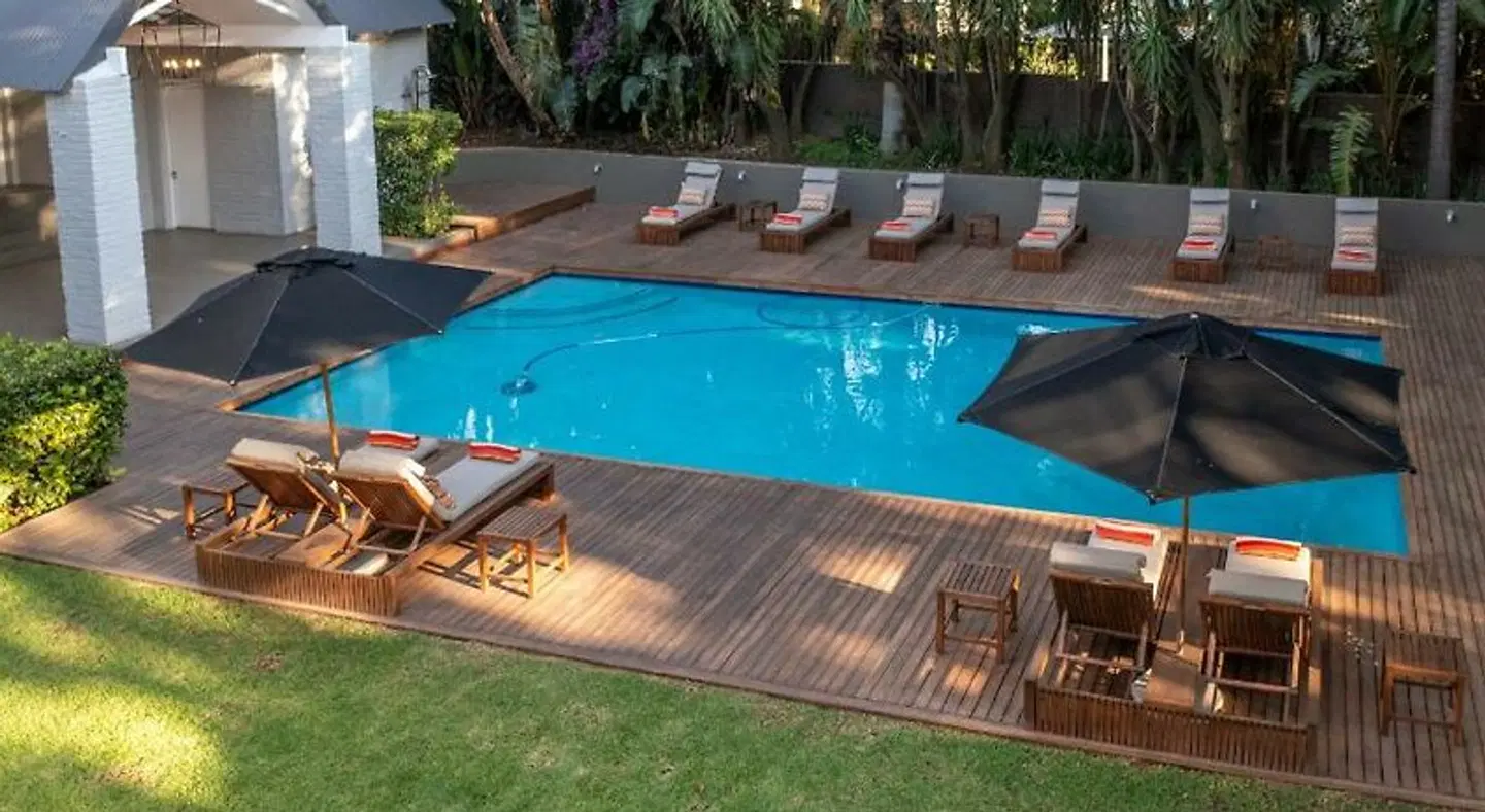 AtholPlace Hotel & Villa OUTDOOR_POOL