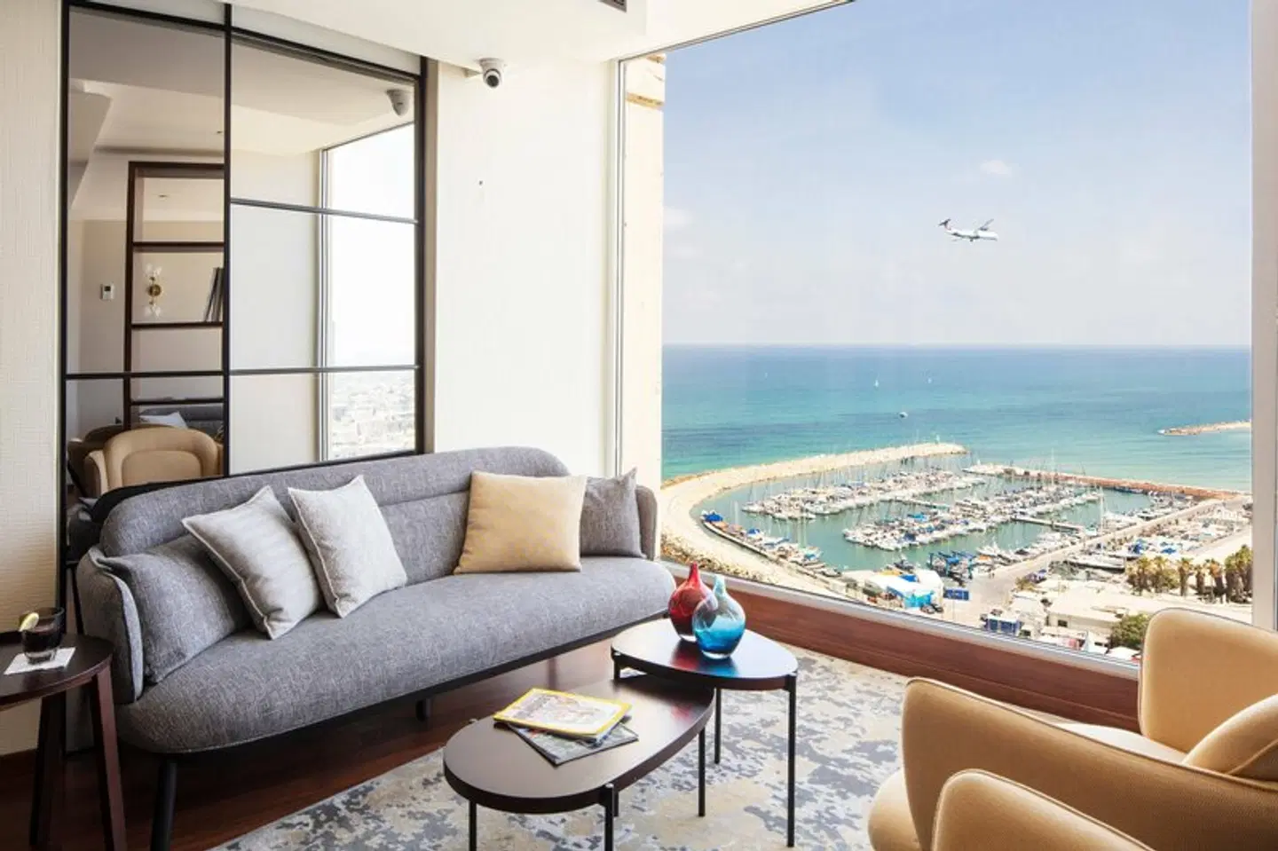 Renaissance Tel Aviv Hotel Bar