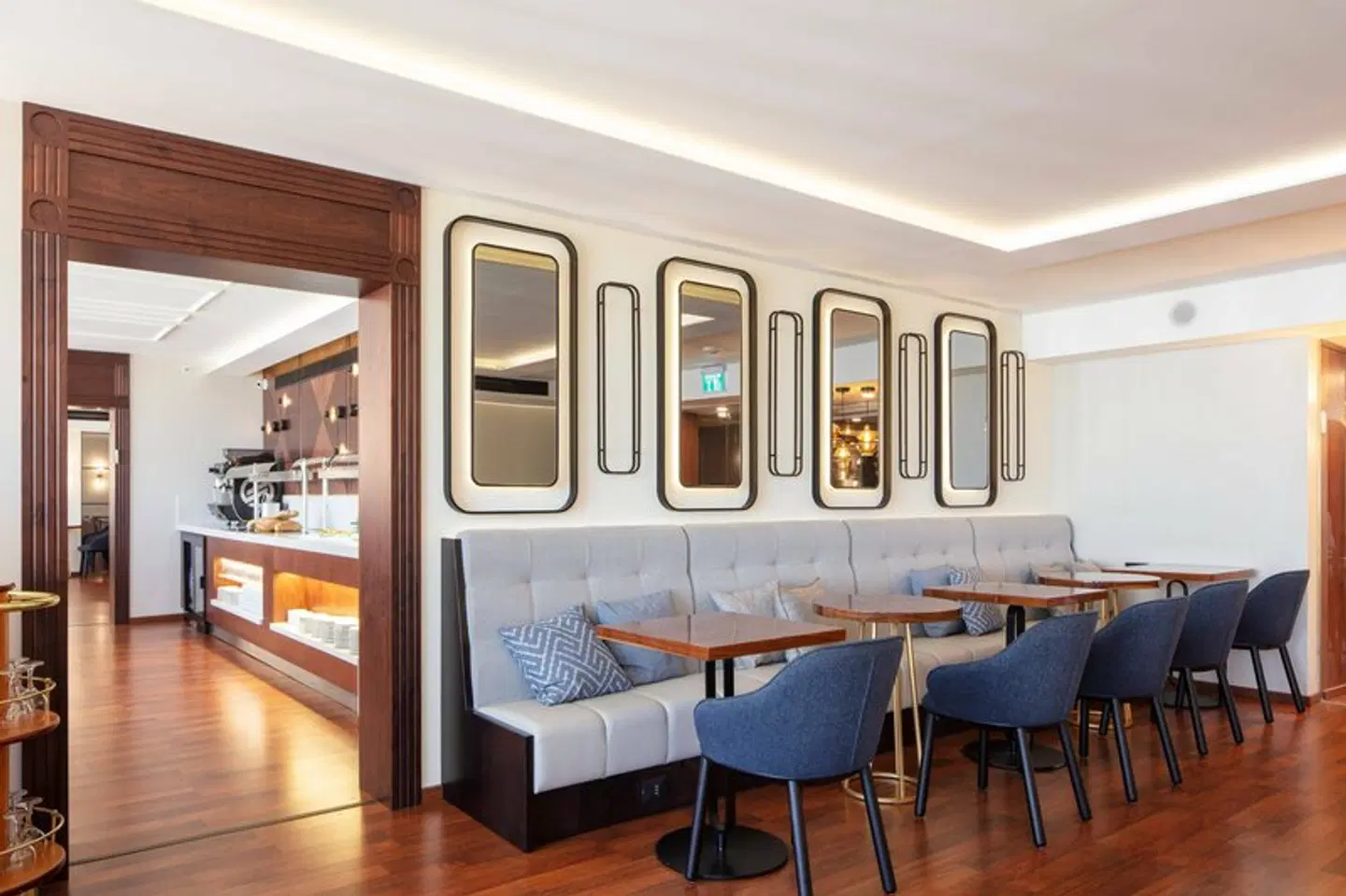 Renaissance Tel Aviv Hotel Bar