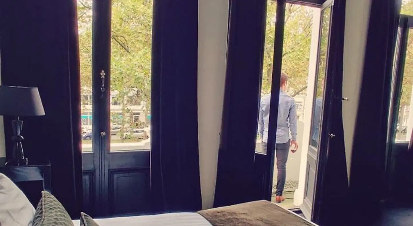 B in Antwerp ROOM_EXAMPLE