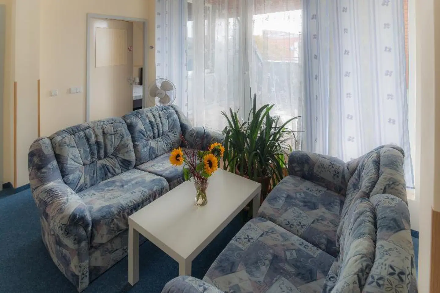 Comenius LOUNGE_LOBBY