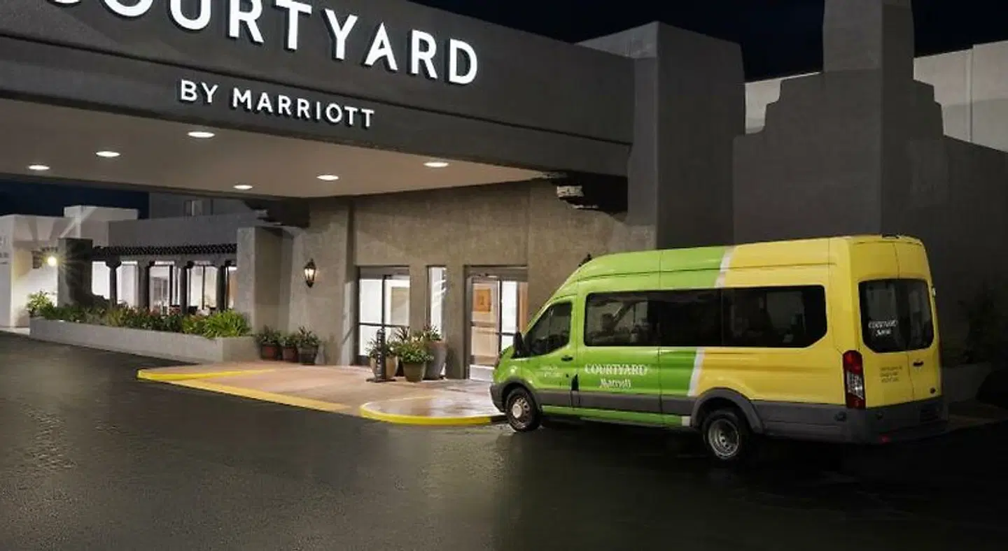 Courtyard by Marriott Santa Fe EXTERIOR