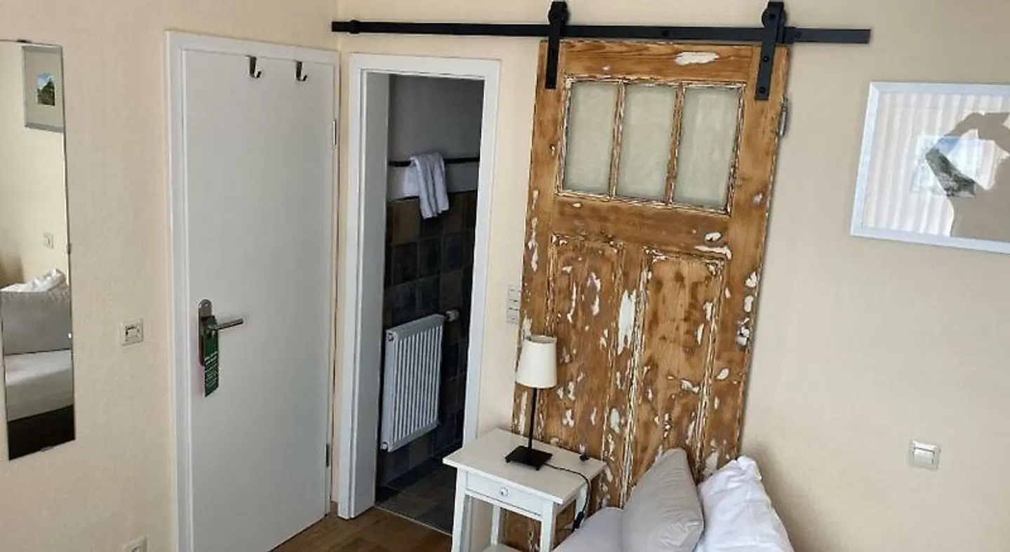 Onkel Willi ROOM_EXAMPLE