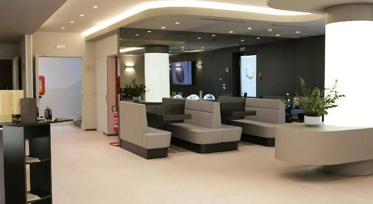 Guerro LOUNGE_LOBBY