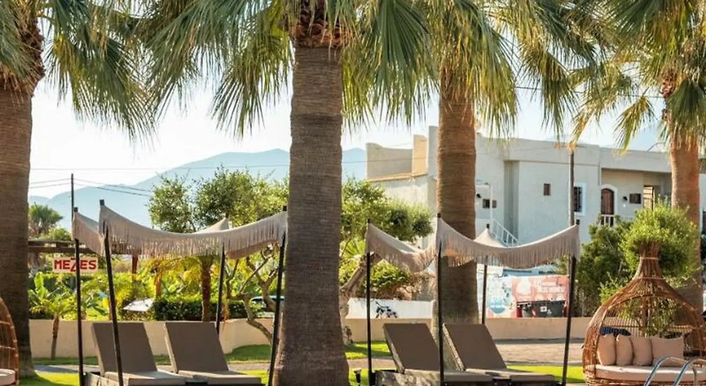 Ammos Boutique Apartments & Suites EXTERIOR