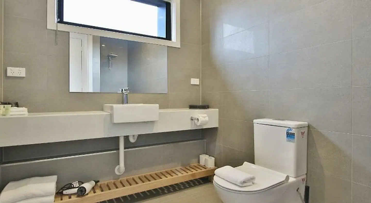 Quality Apartments Dandenong Badezimmer
