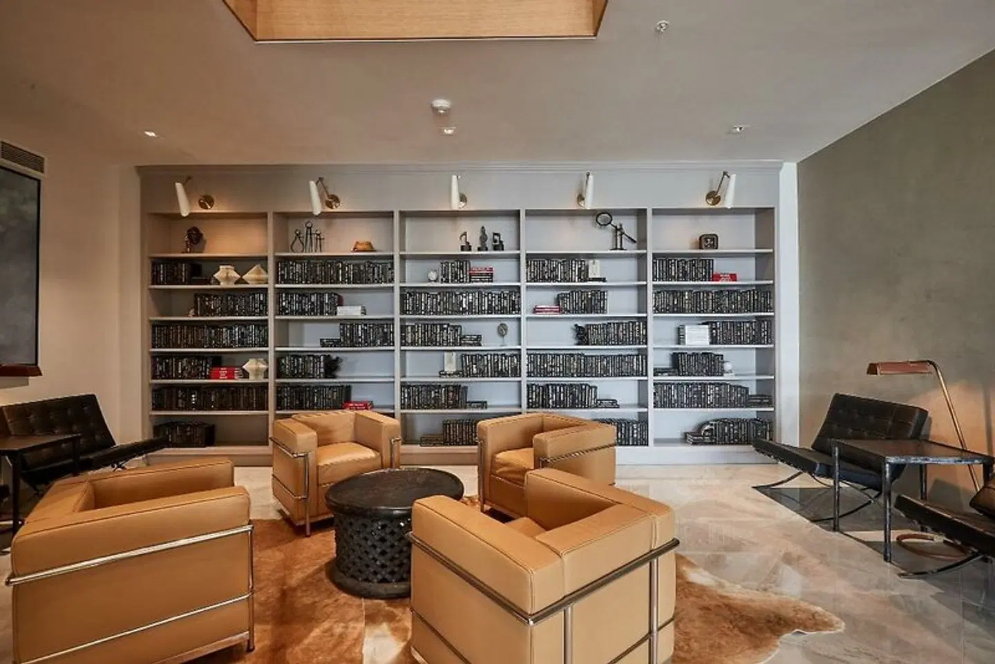 NOUN Hotel, Norman, a Tribute Portfolio Hotel LOUNGE_LOBBY