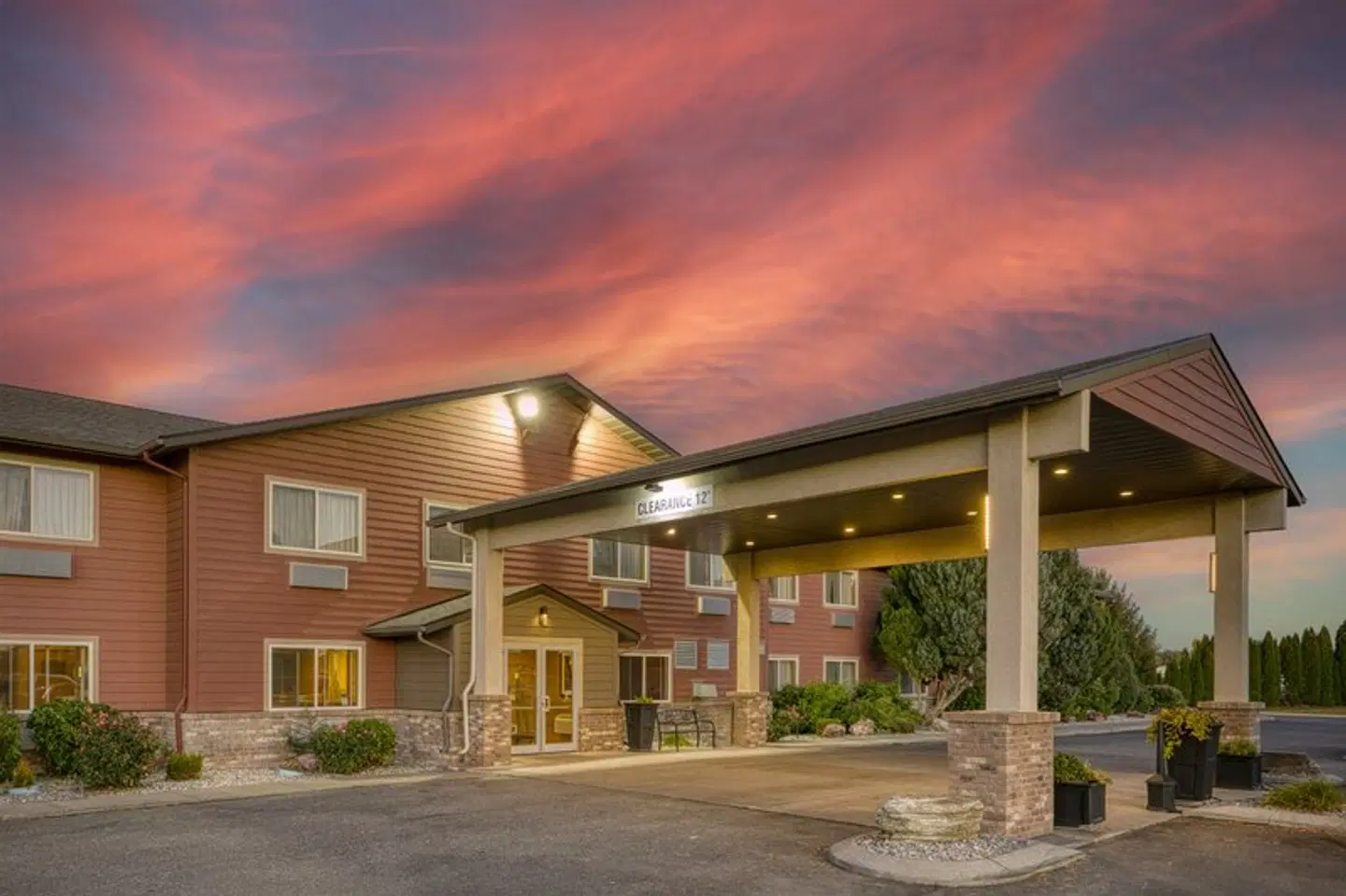 Best Western Blackfoot Inn EXTERIOR
