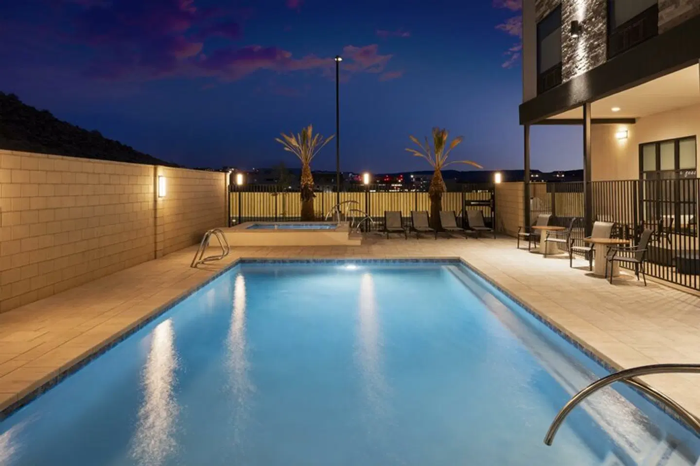 @HOME by Best Western St. George OUTDOOR_POOL