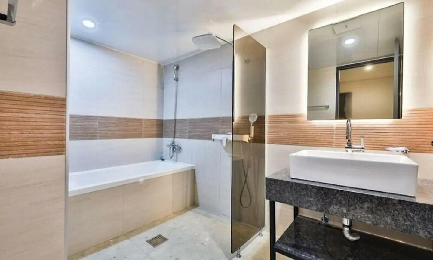 Incheon Beyond Hotel Badezimmer