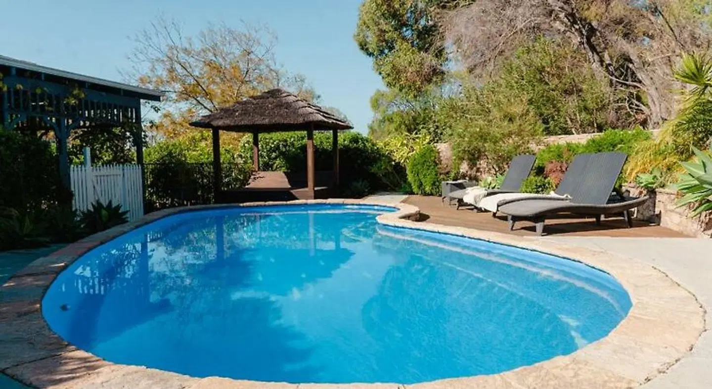 Lanterns Retreat OUTDOOR_POOL