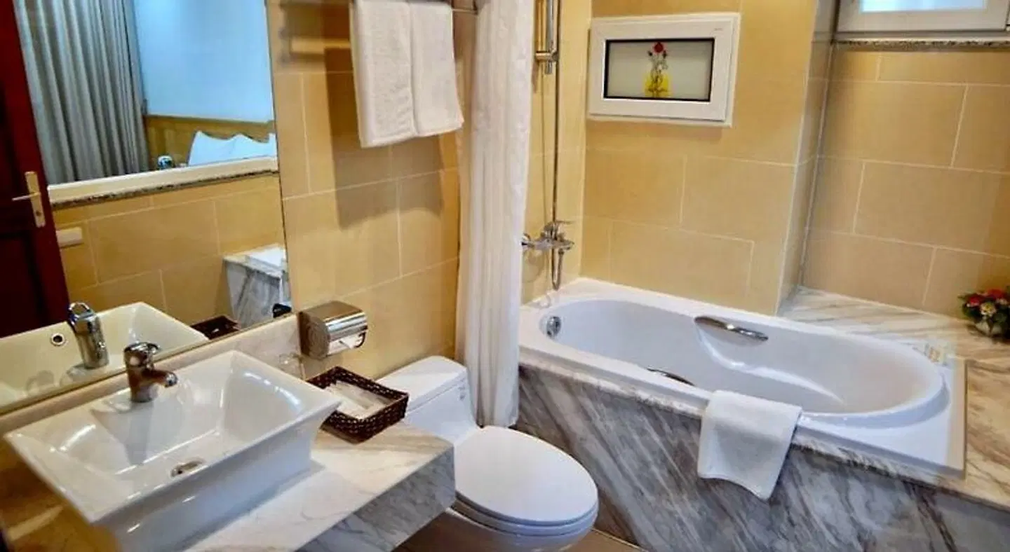 Blue Hanoi Hotel Badezimmer
