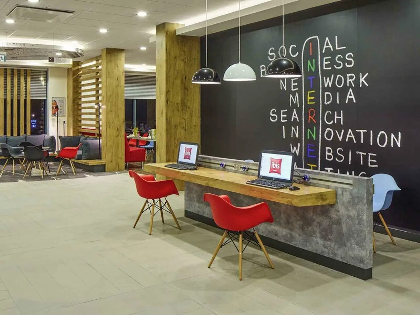 ibis Ankara Airport Bar
