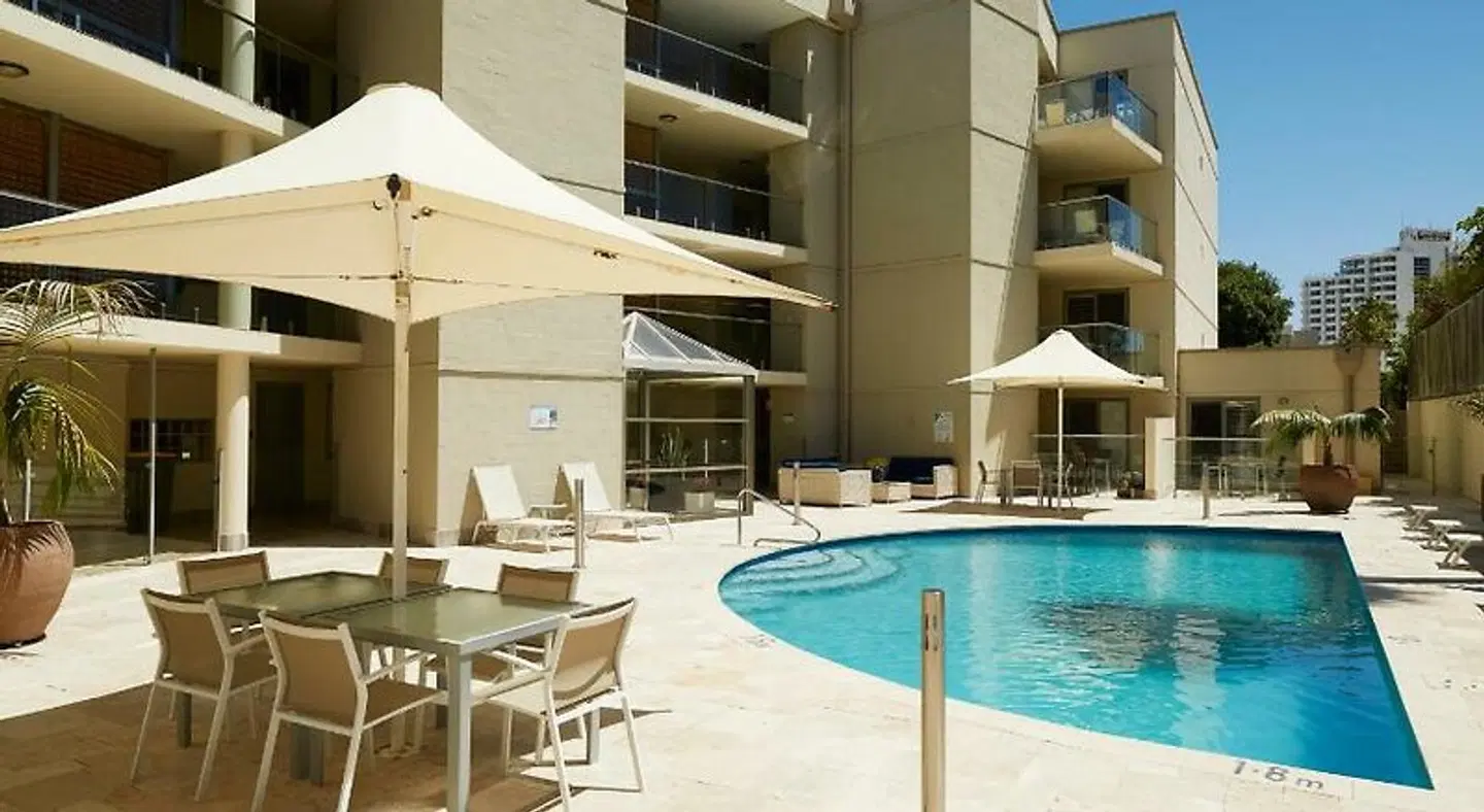 Seashells Scarborough Beach OUTDOOR_POOL