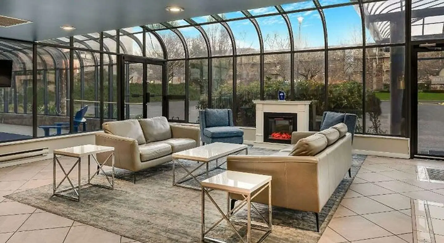 Days Inn by Wyndham Victoria On The Harbour LOUNGE_LOBBY