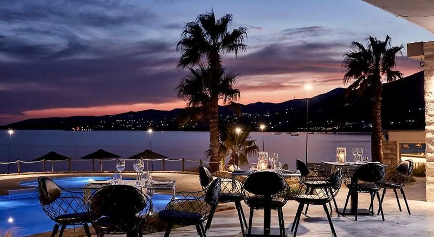 Poseidon Of Paros Resort & SPA Terrasse