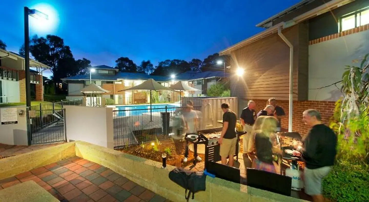 Margarets In Town Apartments Terrasse