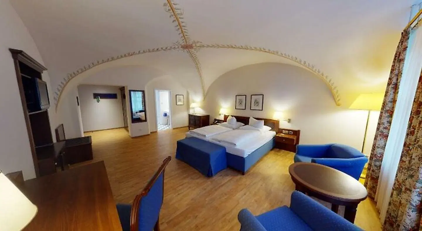 Romantik Hotel Tuchmacher ROOM_EXAMPLE