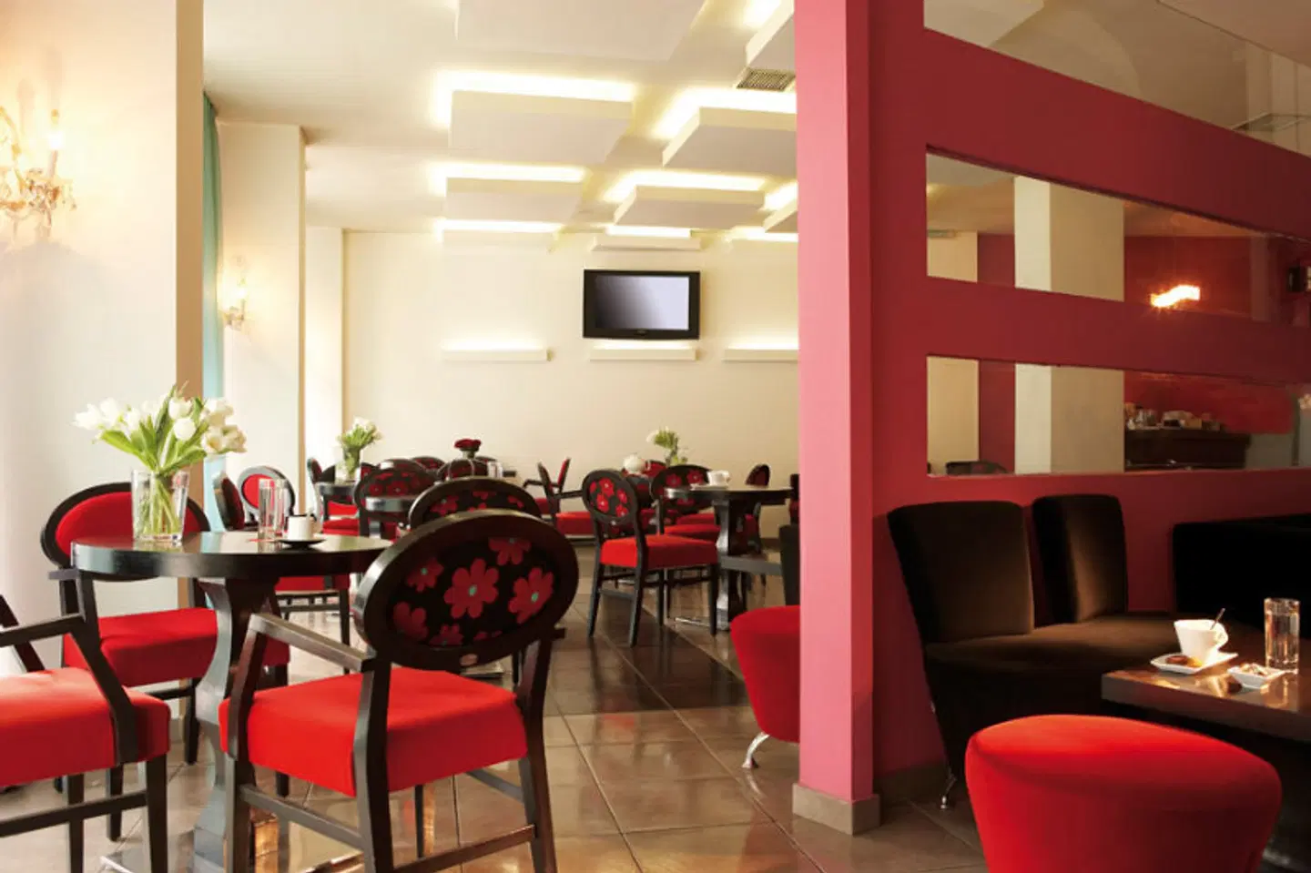 Anessis Restaurant