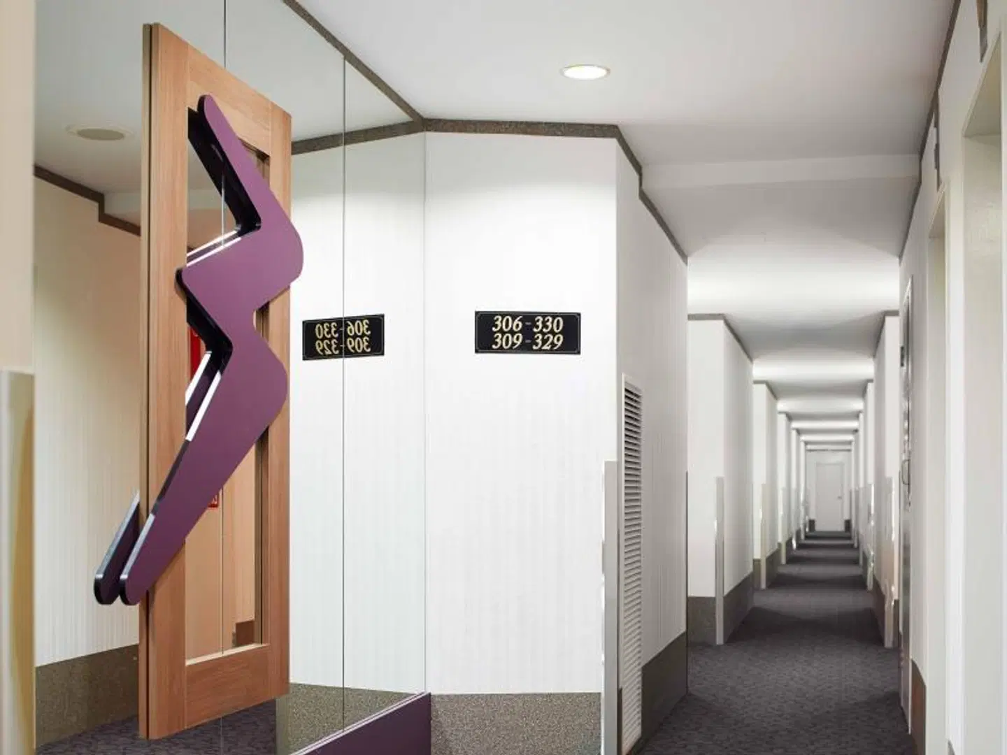 Quality Hotel Ambassador Perth PEOPLE