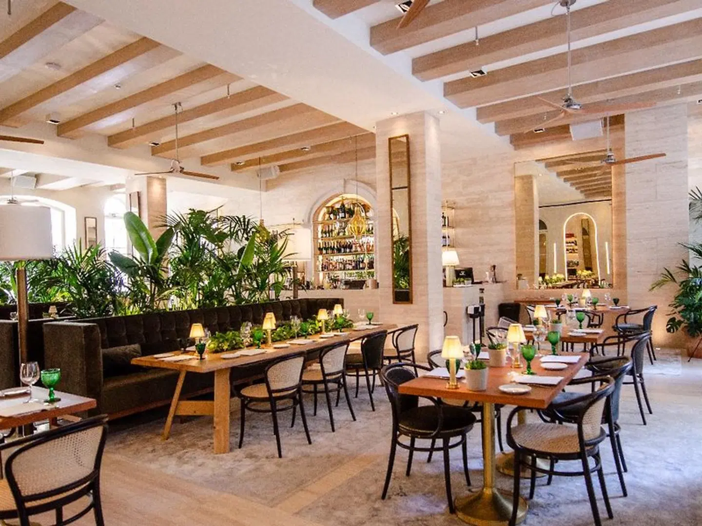 Brown's | Avenue Hotel Restaurant