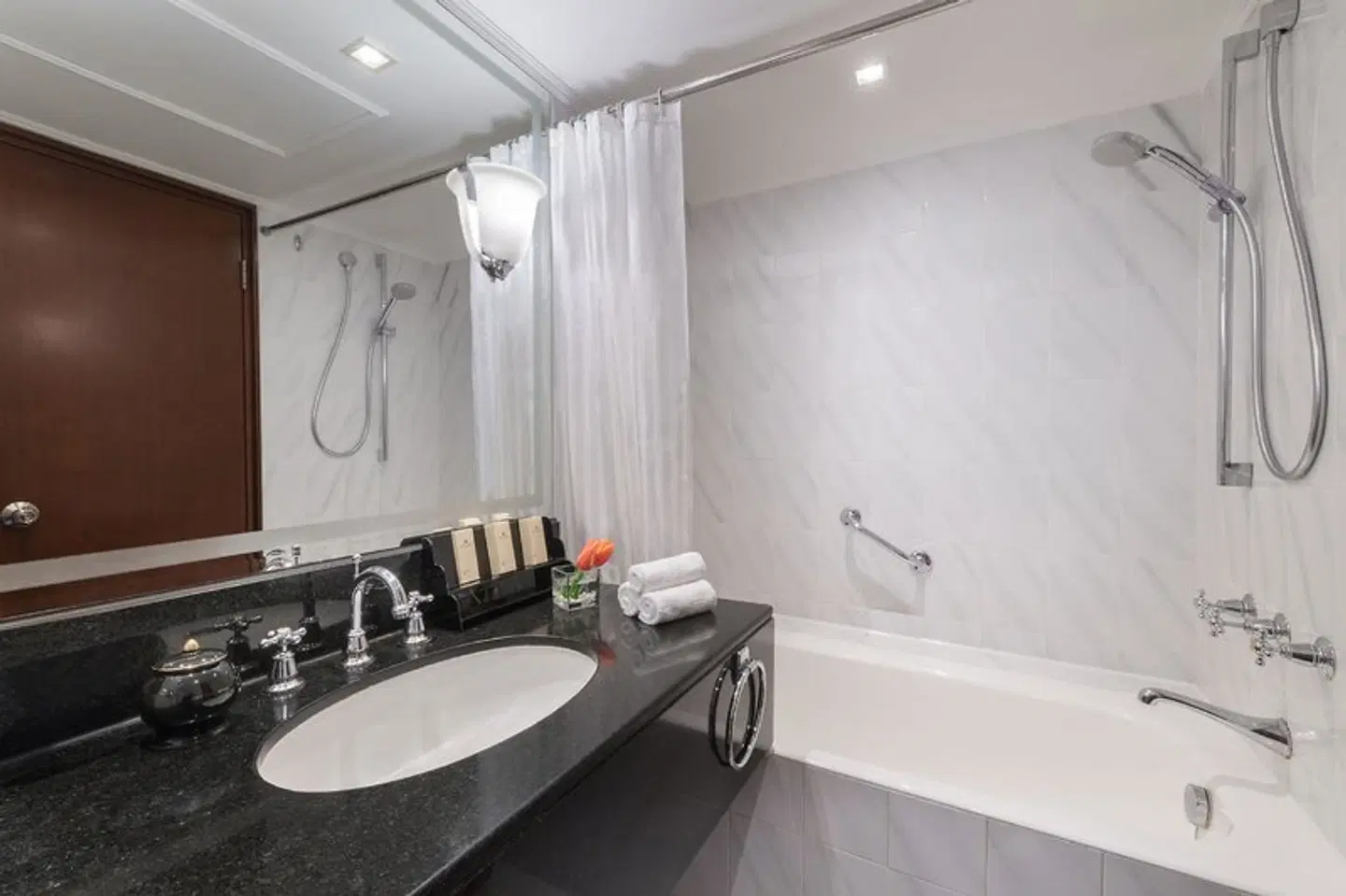 Marco Polo Hongkong Hotel Badezimmer