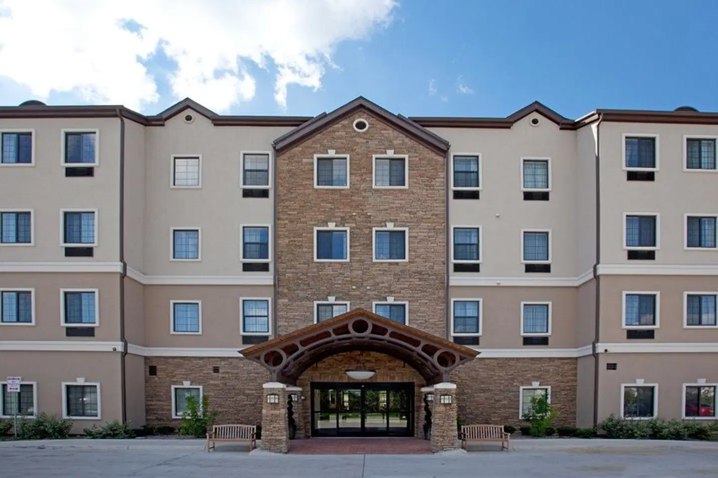 Staybridge Suites San Antonio Sea World by IHG EXTERIOR