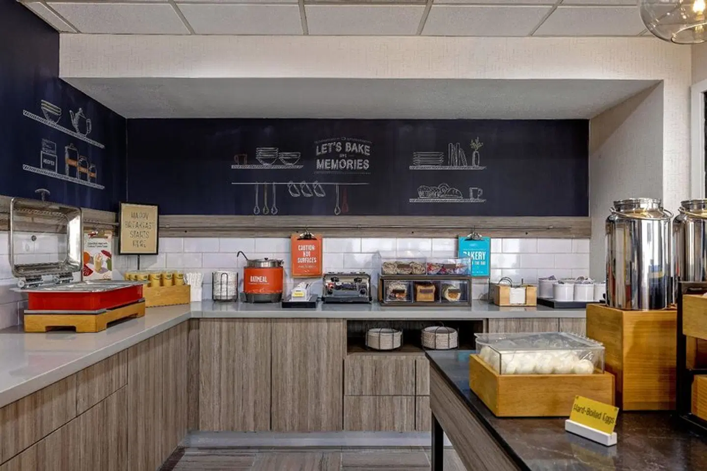 Hampton Inn San Antonio Downtown Bar