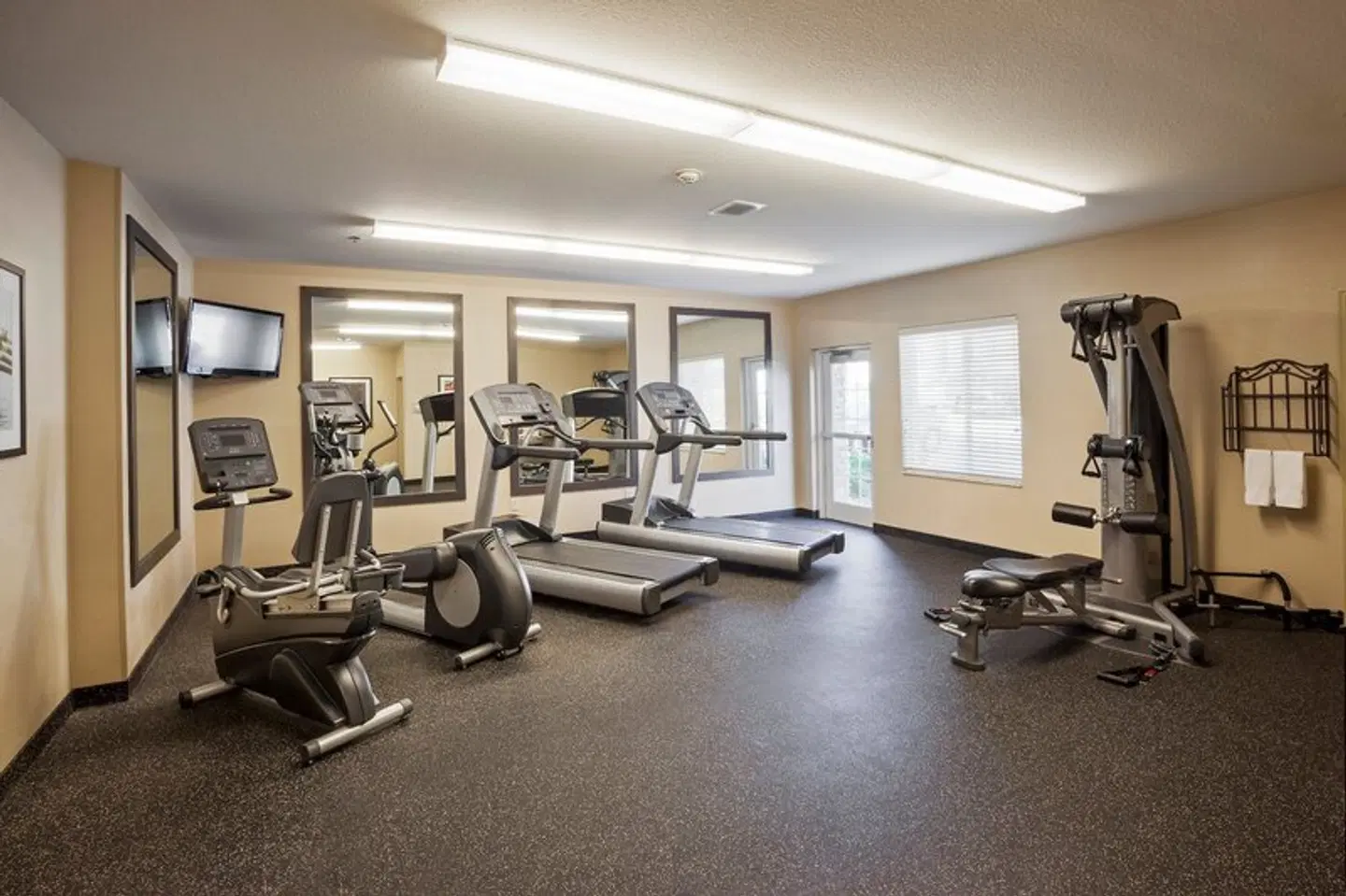 Candlewood Suites San Antonio Airport by IHG SPORTS_AND_LEISURE