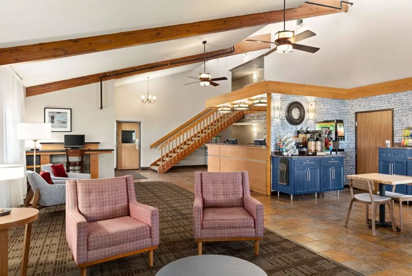AmericInn by Wyndham Roseau LOUNGE_LOBBY