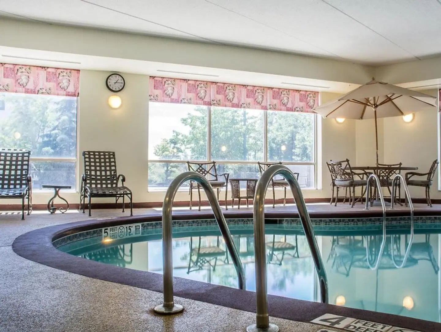 Sleep Inn Amherst Hallenbad