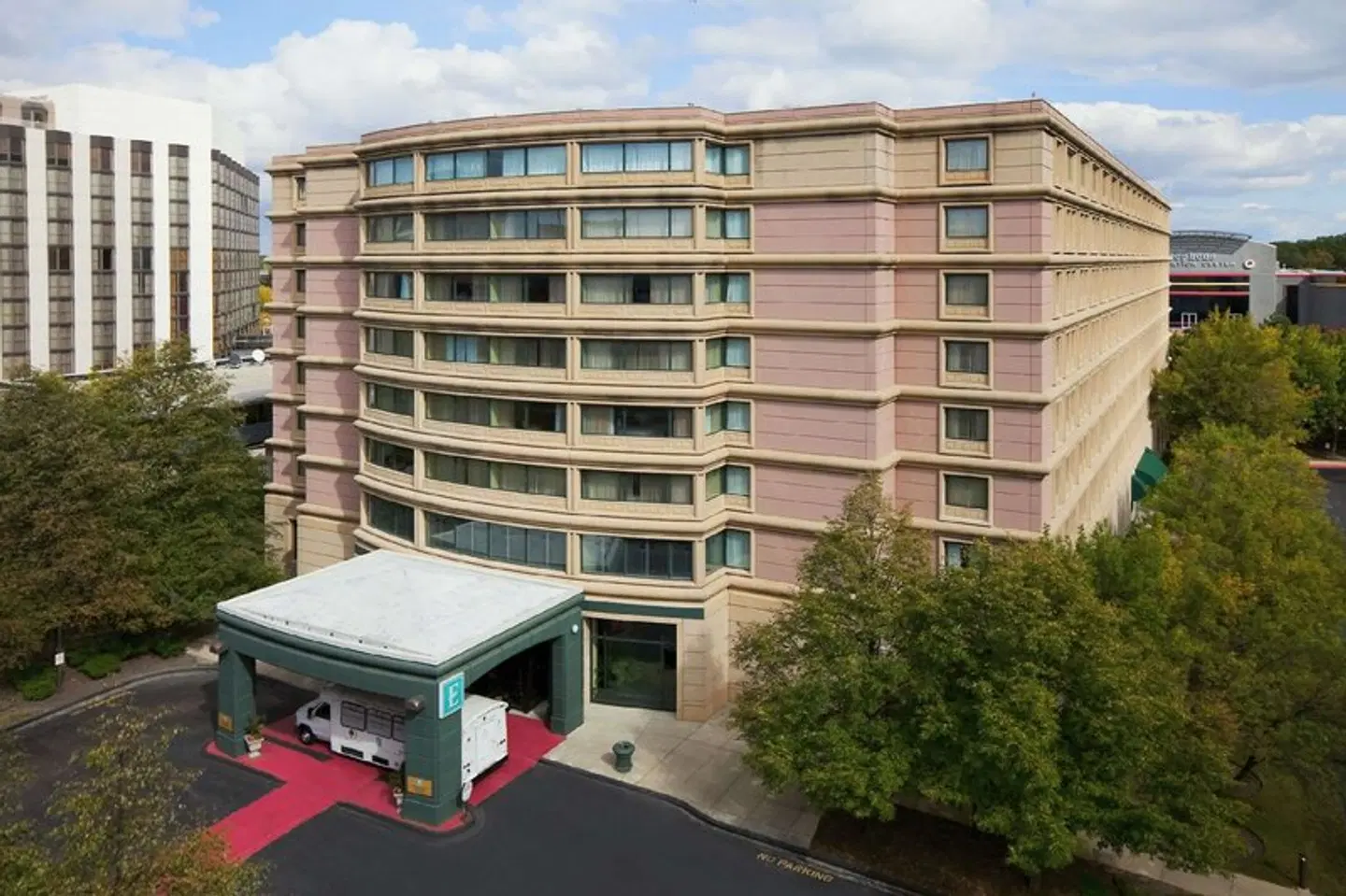 Embassy Suites by Hilton Chicago O'Hare Rosemont EXTERIOR