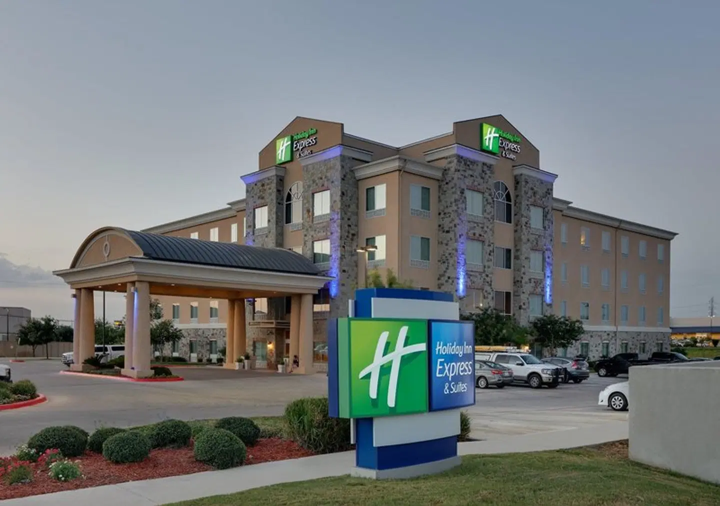 Holiday Inn Express & Suites San Antonio - Brooks City Base by IHG EXTERIOR