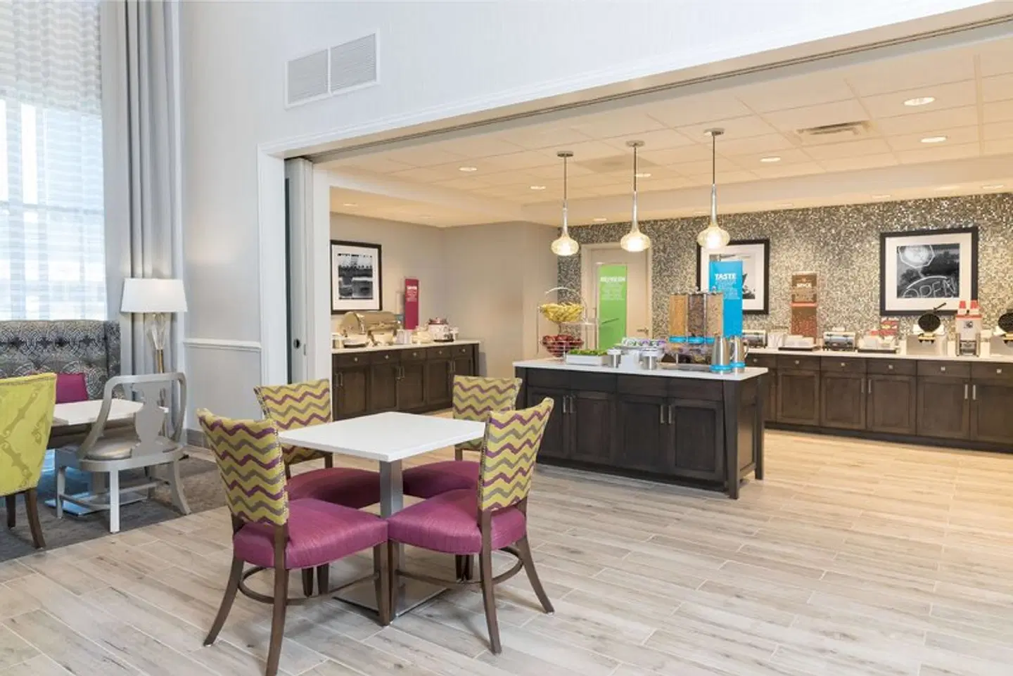 Hampton Inn & Suites Chicago Schaumburg LOUNGE_LOBBY