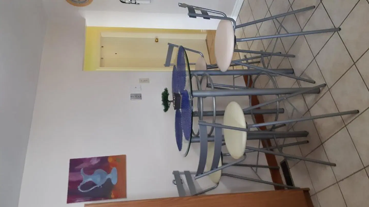 McMaster Accommodations LOUNGE_LOBBY