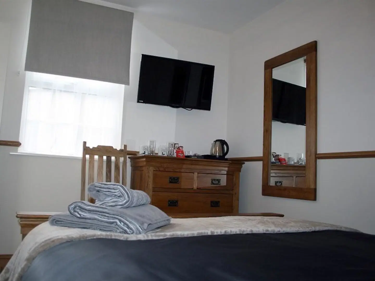Masons Arms ROOM_EXAMPLE