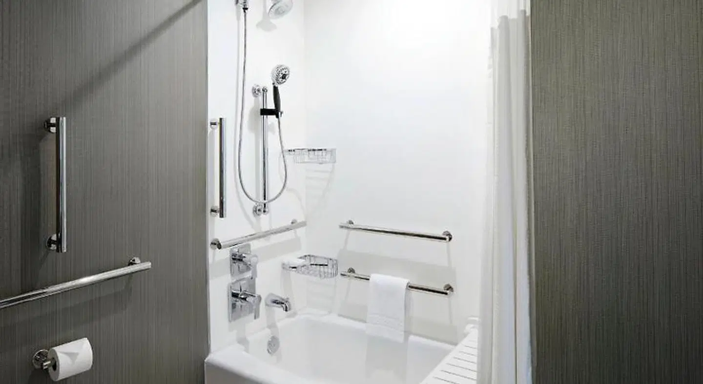 Courtyard by Marriott Houston Intercontinental Airport Badezimmer