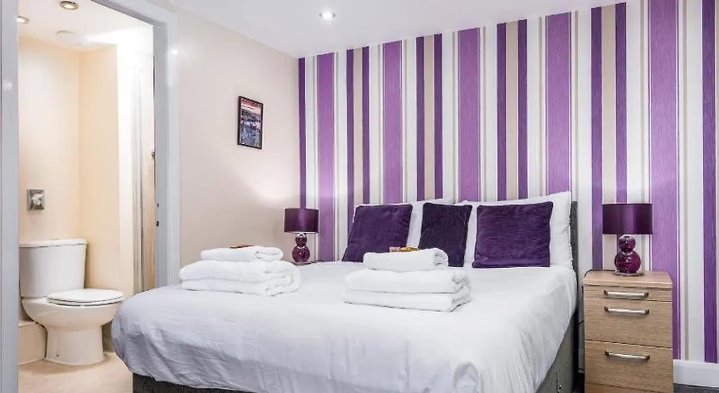 The Riviera ROOM_EXAMPLE