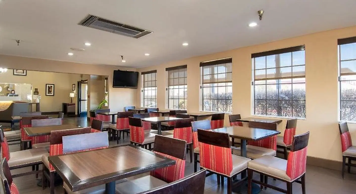 Comfort Inn Santa Fe Bar
