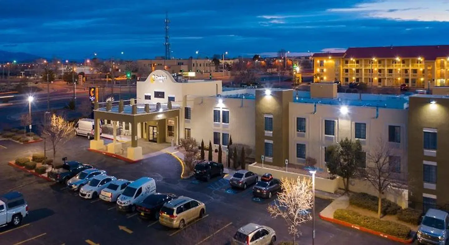 Comfort Inn Santa Fe EXTERIOR
