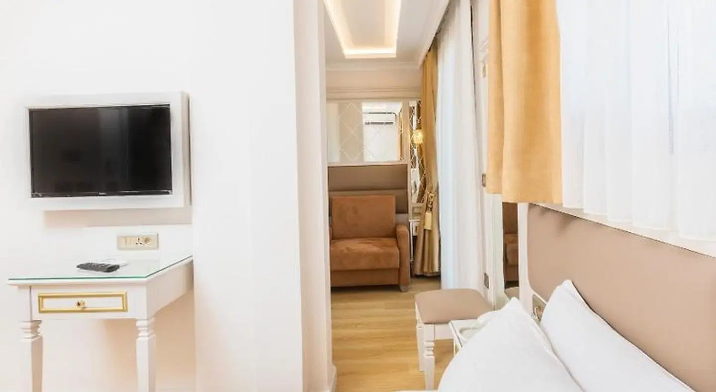 City Hall Hotel ROOM_EXAMPLE