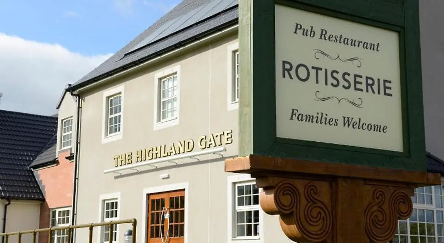 Highland Gate by Marston's Inns EXTERIOR